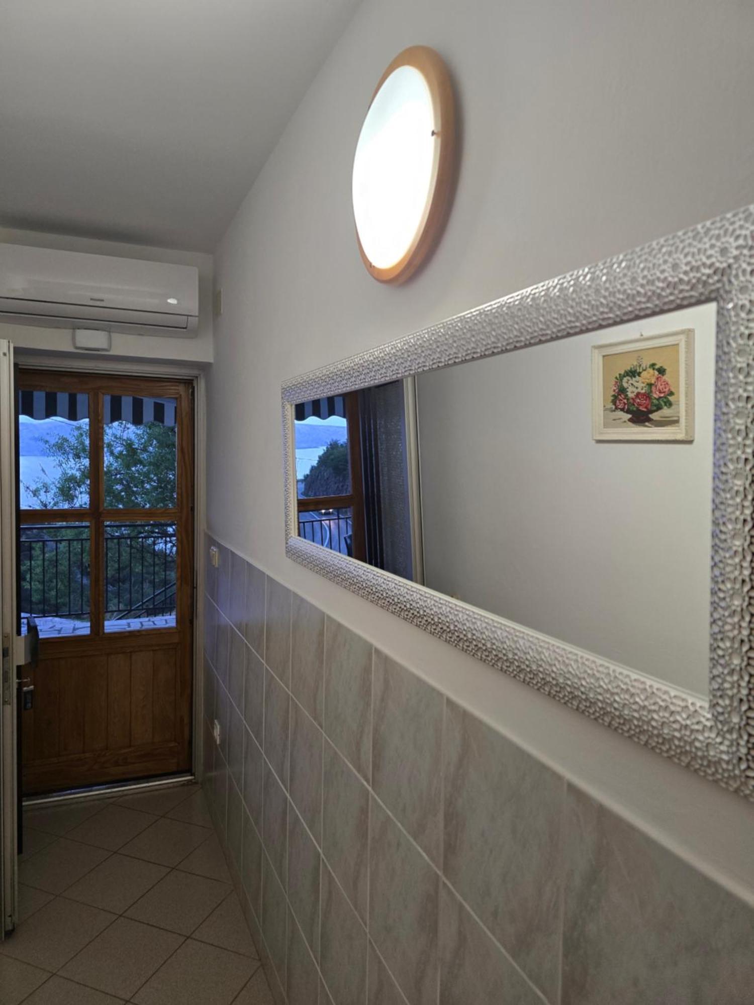 Apartments Mladenka Сень Екстер'єр фото