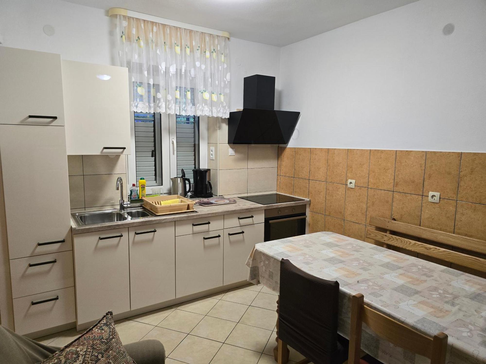 Apartments Mladenka Сень Екстер'єр фото