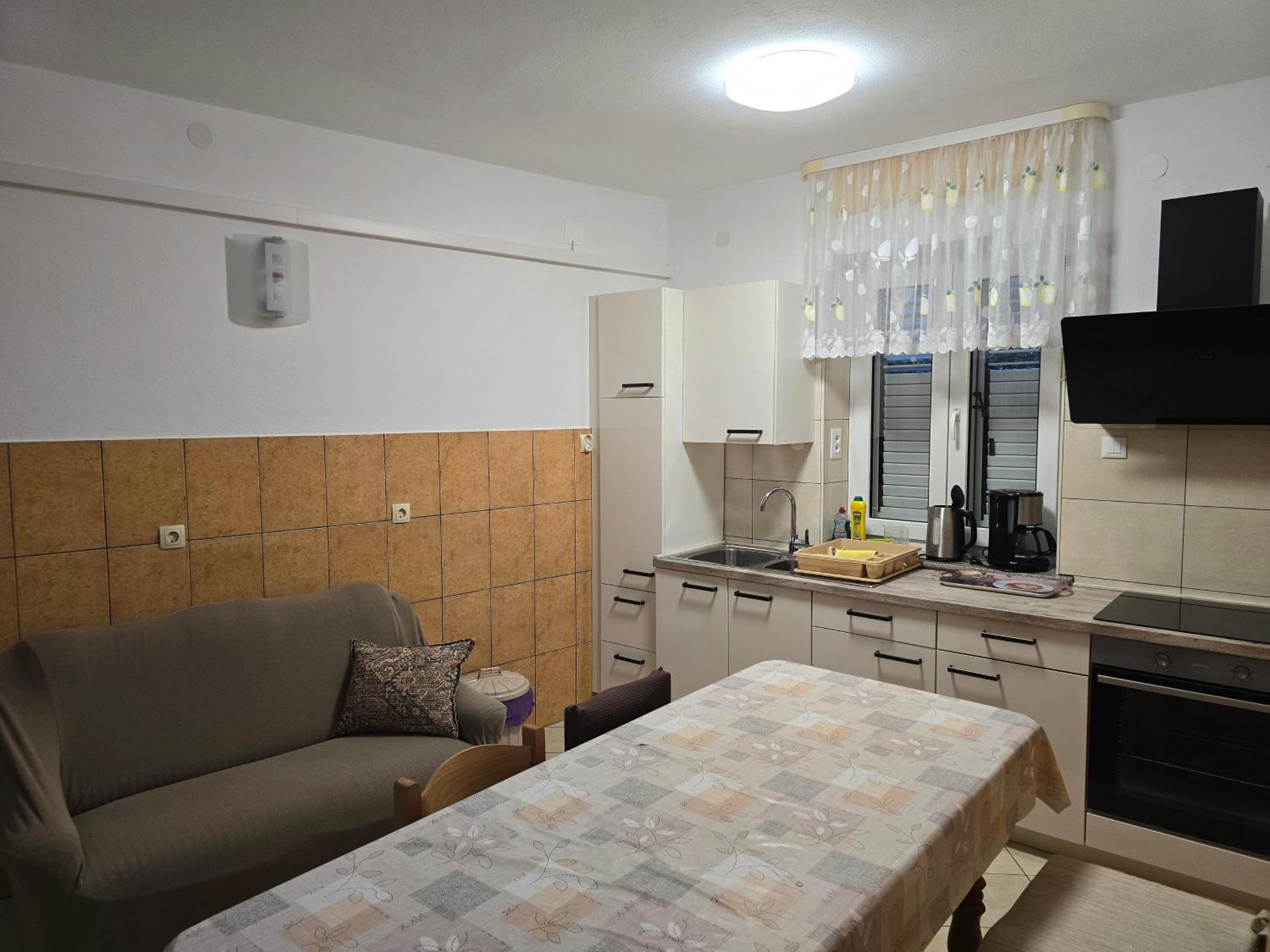 Apartments Mladenka Сень Екстер'єр фото
